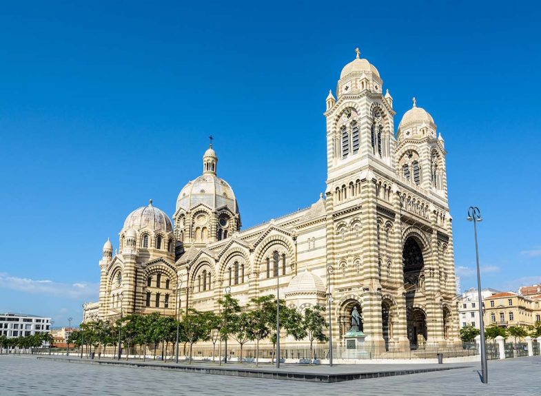 Au moment de trouver de quoi vous loger à Marseille, prenez le temps de découvrir dans le détail le quartier Euromed – la Joliette